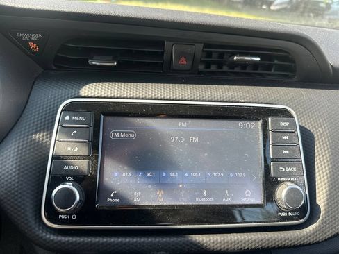Used 2023 Nissan Kicks S FWD image 11