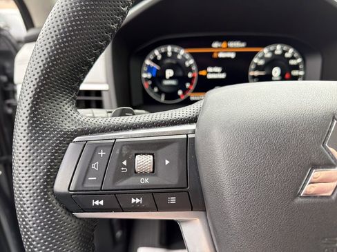 Used 2023 Mitsubishi Outlander SEL image 18