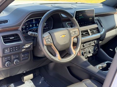 Used 2024 Chevrolet Tahoe High Country image 18
