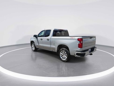 Used 2021 Chevrolet Silverado 1500 Custom w/ Safety Confidence Package AWD/4WD image 6
