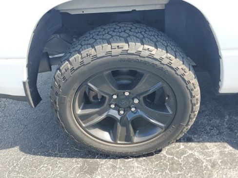 Used 2021 RAM 1500 Big Horn AWD/4WD image 9