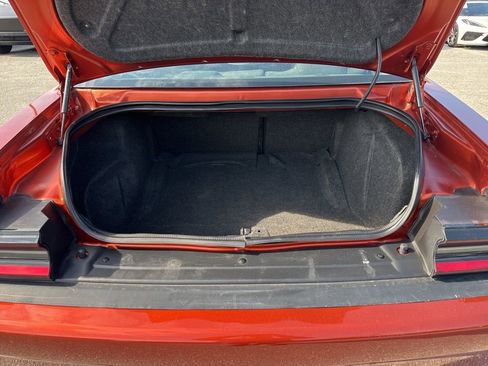 Used 2021 Dodge Challenger SXT image 24