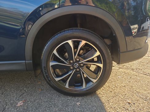 Used 2022 MAZDA CX-5 AWD 2.5 S w/ Premium Package image 10