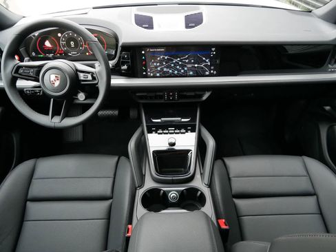 New 2026 Porsche Cayenne image 8