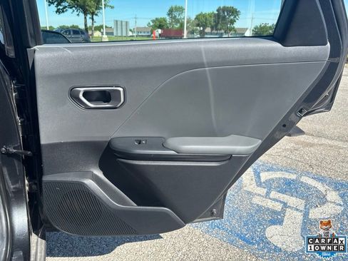Used 2025 Kia K4 FWD image 37
