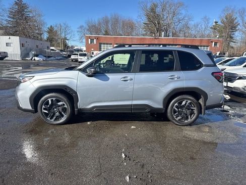 Used 2025 Subaru Forester Limited image 6