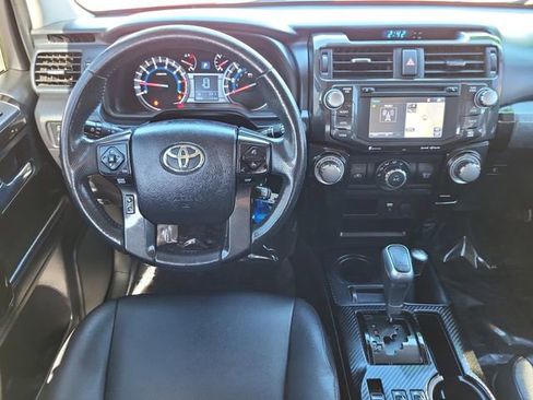 Used 2018 Toyota 4Runner TRD Off-Road Premium image 10