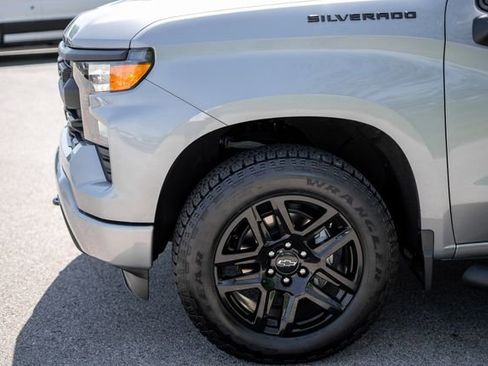 Used 2023 Chevrolet Silverado 1500 Custom w/ Rally Edition AWD/4WD image 10