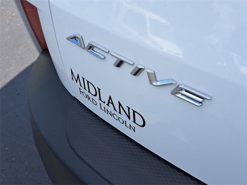 Certified 2023 Ford Escape Active w/ Tech Pack #2 image 7