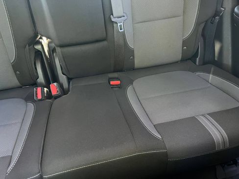 Used 2025 Chevrolet Blazer LT FWD image 38