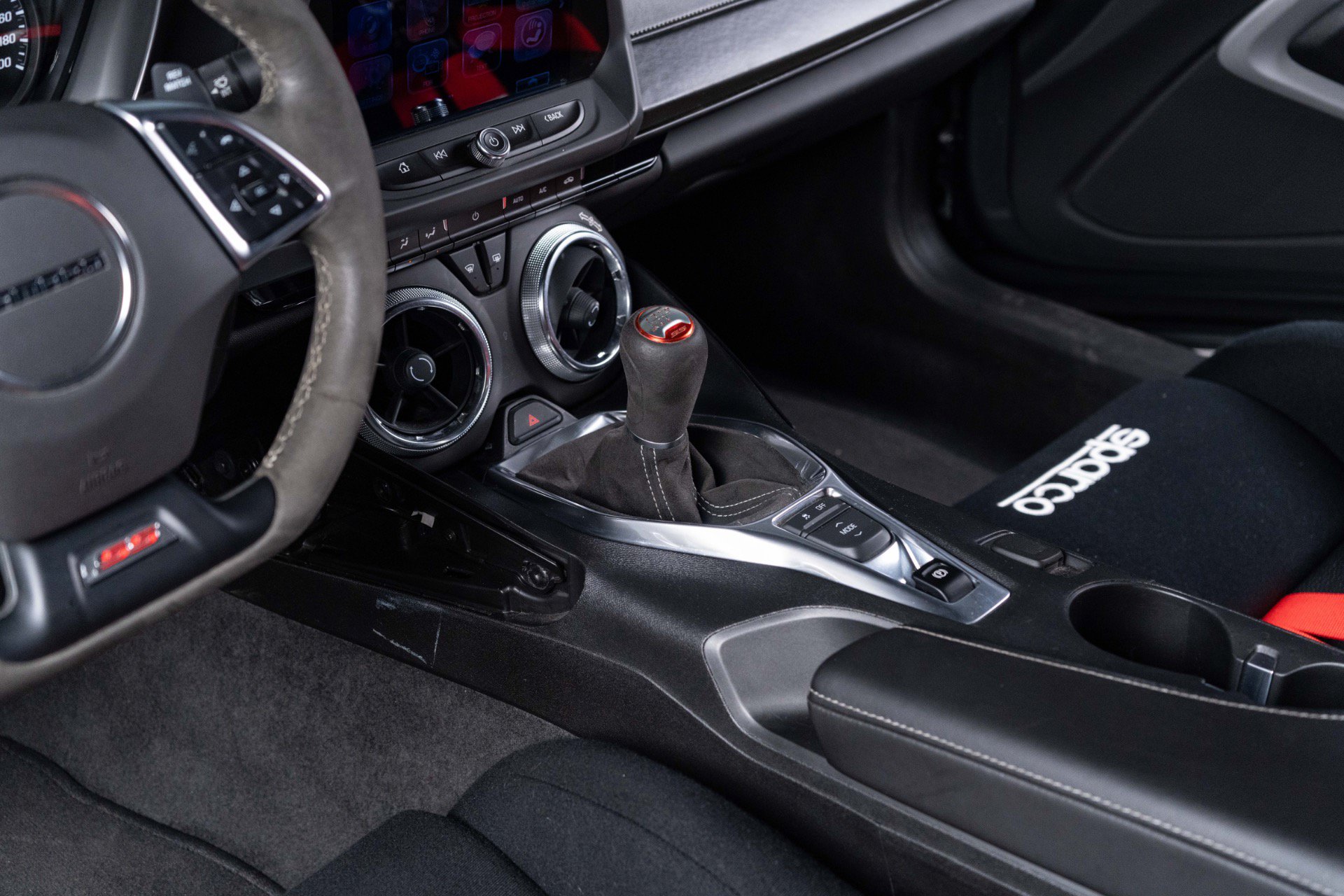 Used 2018 Chevrolet Camaro SS RWD image 66