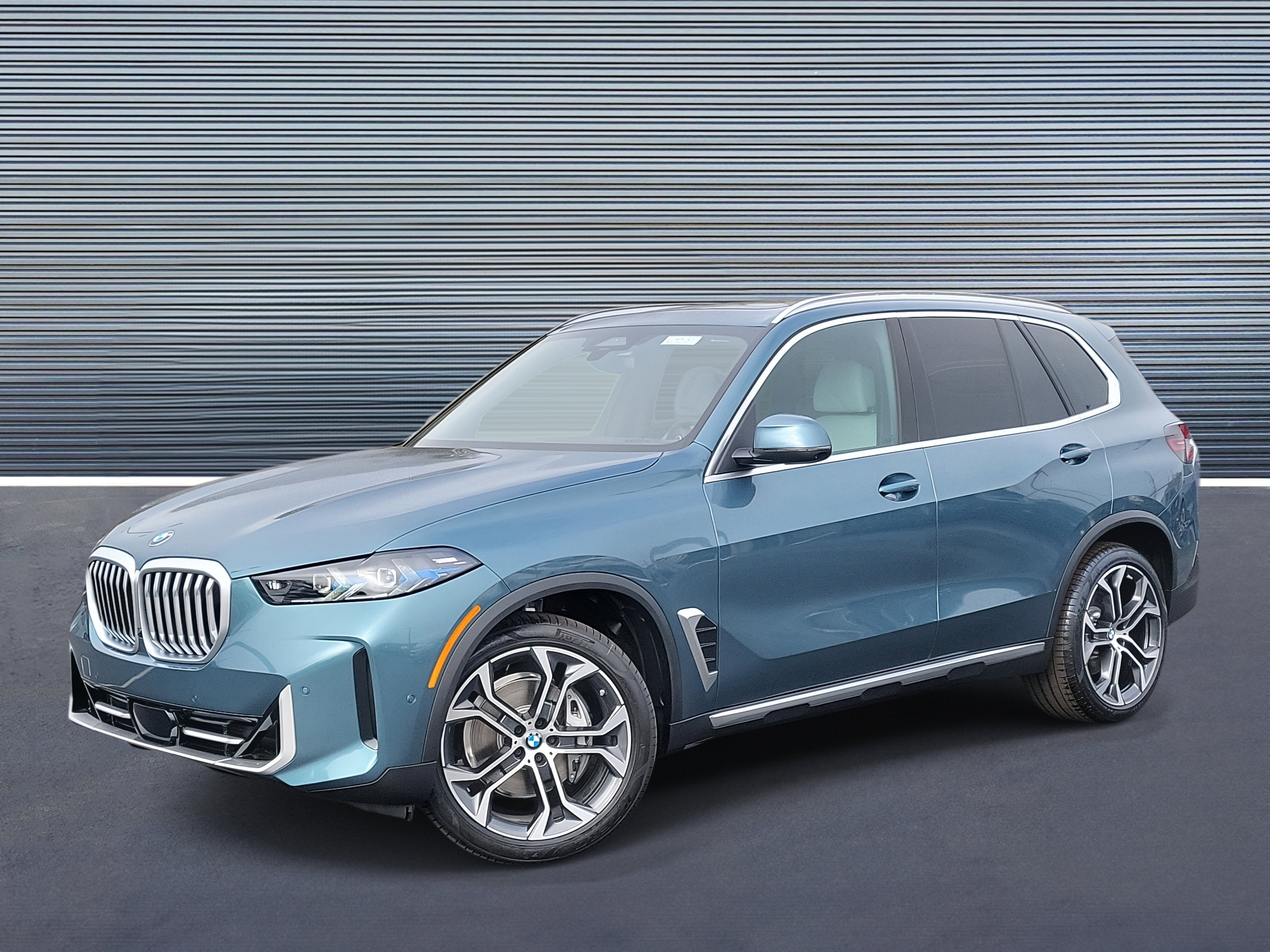 New 2026 BMW X5 xDrive40i w/ Climate Comfort Package AWD/4WD 360° Tour