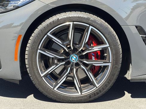 Used 2023 BMW i4 eDrive40 w/ M Sport Package RWD image 37
