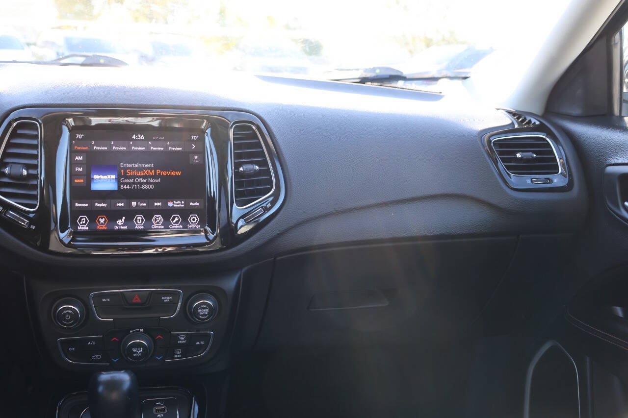 Used 2018 Jeep Compass Limited AWD/4WD image 24