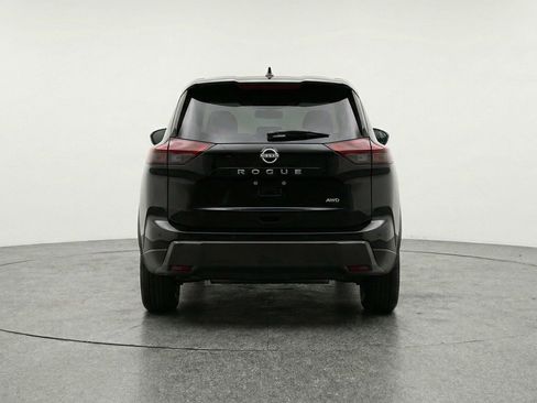 Used 2025 Nissan Rogue SV image 7