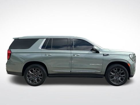 Used 2024 GMC Yukon Denali Ultimate AWD/4WD image 7
