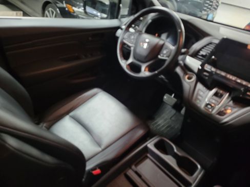 Certified 2023 Honda Odyssey Sport image 19