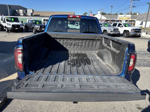 Used 2018 GMC Sierra 1500 SLT w/ SLT Premium Package image 12