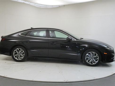 Used 2023 Hyundai Sonata SEL image 9