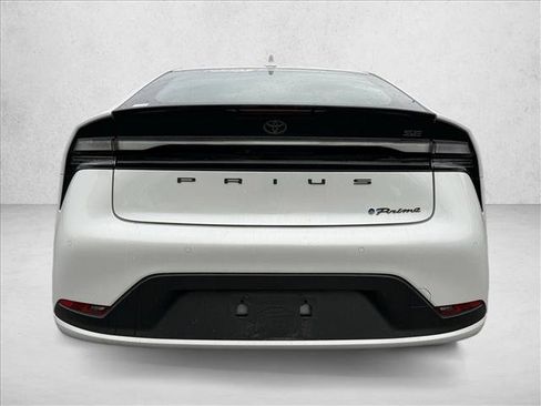Used 2024 Toyota Prius Prime SE image 7