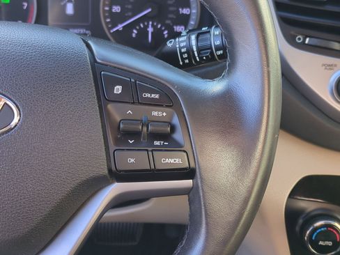 Used 2016 Hyundai Tucson Limited image 19