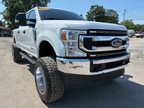 Used 2022 Ford F250 XLT AWD/4WD image 7
