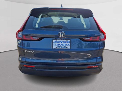Certified 2023 Honda CR-V LX image 9