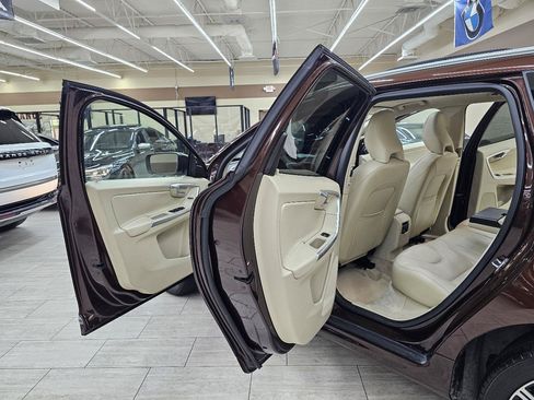 Used 2015 Volvo XC60 T5 Premier FWD image 16