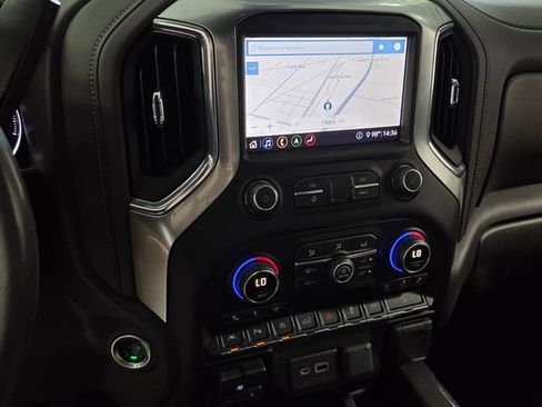 Used 2020 Chevrolet Silverado 1500 LTZ w/ LTZ Premium Package AWD/4WD image 20