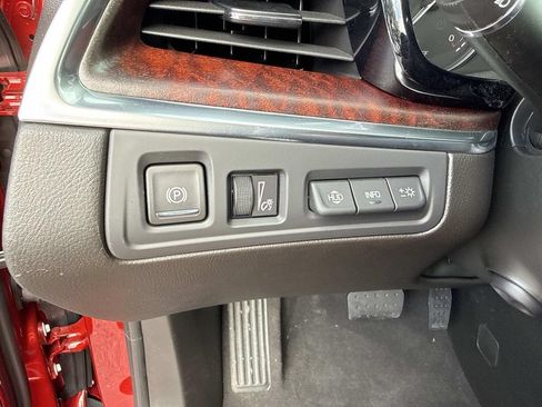 New 2026 Cadillac XT5 Premium Luxury w/ Driver Assist Package FWD image 31