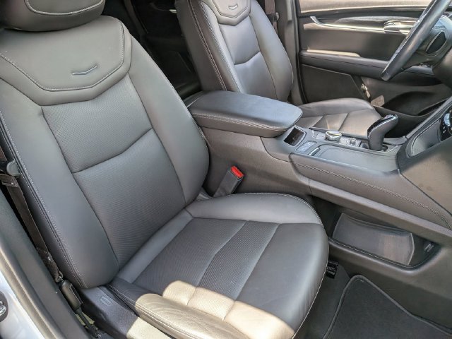 Used 2024 Cadillac XT5 Premium Luxury FWD image 33