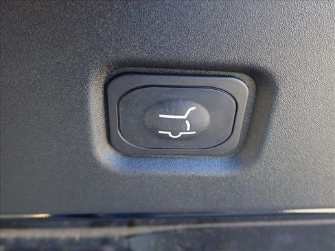 New 2026 Ford Expedition Tremor image 9