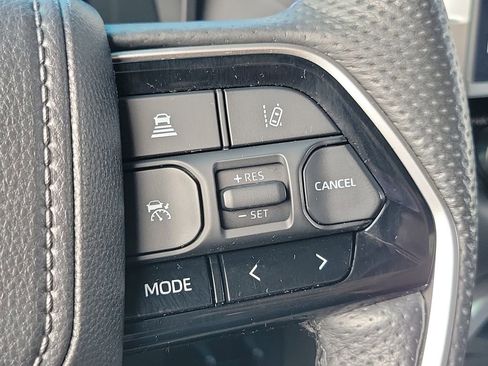 Used 2024 Toyota Tundra Platinum AWD/4WD image 6