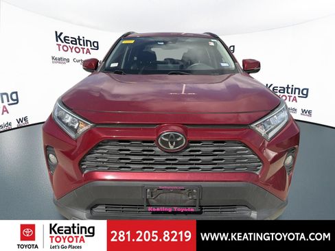 Used 2019 Toyota RAV4 XLE w/ Convenience Package FWD image 8
