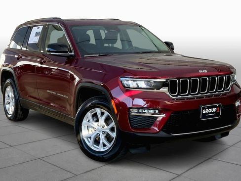 Used 2024 Jeep Grand Cherokee Limited image 2