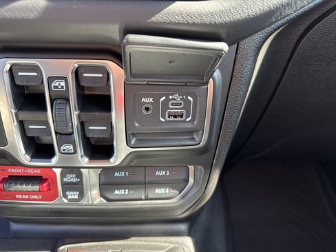 New 2026 Jeep Wrangler Unlimited Rubicon AWD/4WD image 43