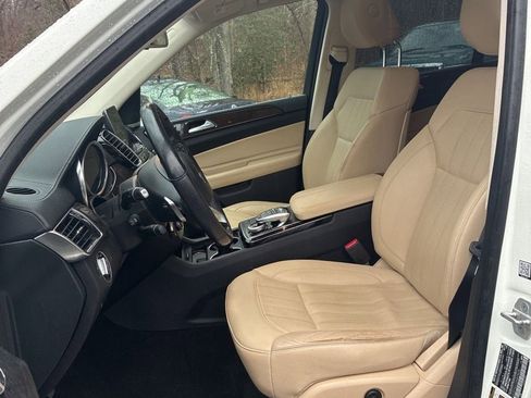 Used 2017 Mercedes-Benz GLS 450 4MATIC image 5