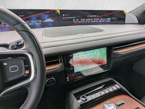 New 2025 Lincoln Navigator Black Label AWD/4WD image 13