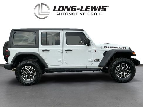Used 2024 Jeep Wrangler Unlimited Rubicon image 8