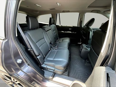 Used 2021 Honda Pilot Special Edition image 25