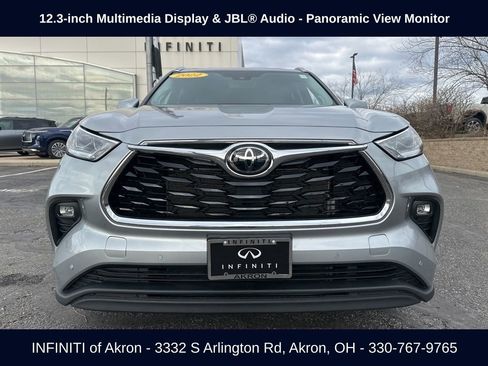 Used 2022 Toyota Highlander Limited AWD/4WD image 19