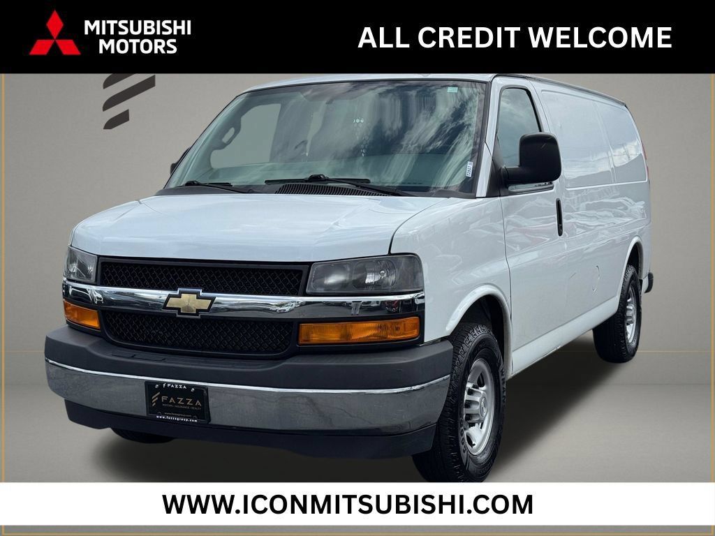 Used 2021 Chevrolet Express 2500 w/ Driver Convenience Package RWD image 1