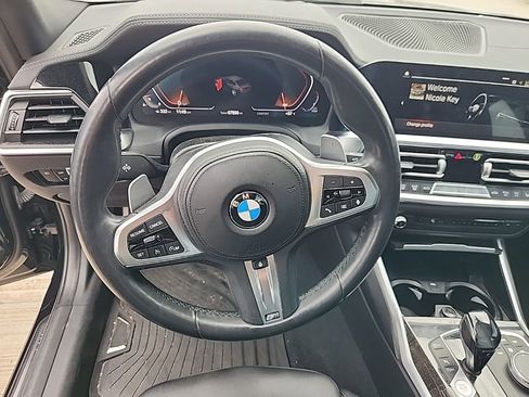Used 2021 BMW 330i Sedan w/ M Sport Package RWD image 5