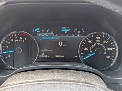 Used 2020 Ford F150 Lariat w/ Equipment Group 502A Luxury image 12