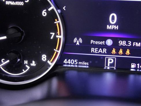 Used 2024 Nissan Altima 2.5 SR image 23