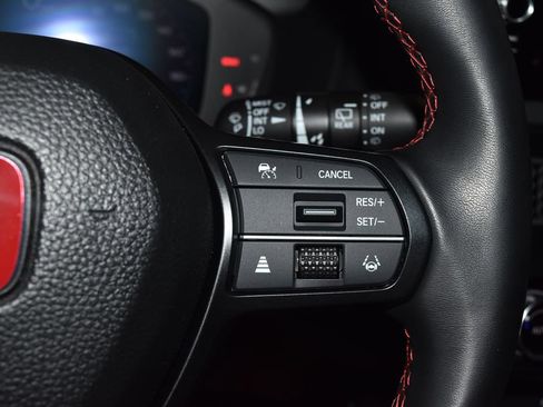 Used 2023 Honda Civic Type R image 9