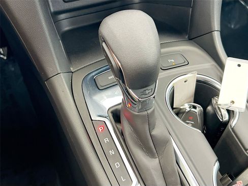 Used 2023 Chevrolet Equinox LT AWD/4WD image 15