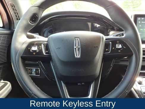 Used 2022 Lincoln Corsair AWD w/ Equipment Group 101A image 11