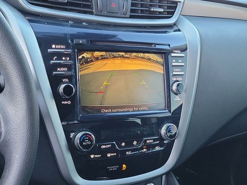 Used 2021 Nissan Murano S image 33