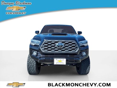Used 2023 Toyota Tacoma TRD Sport AWD/4WD image 8